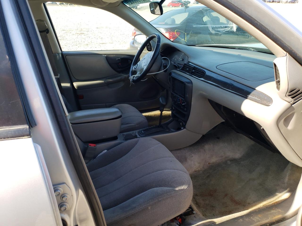 Photo 5 from auction – 2003 CHEVROLET MALIBU with VIN 1G1ND52J33M539375