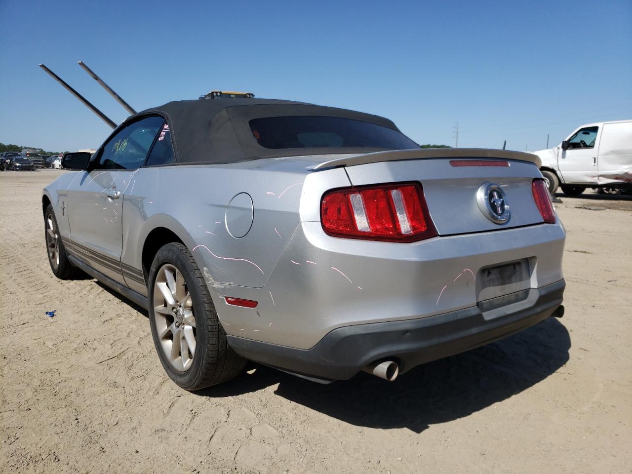 Photo 3 from auction – 2011 FORD MUSTANG with VIN 1ZVBP8EM4B5131644