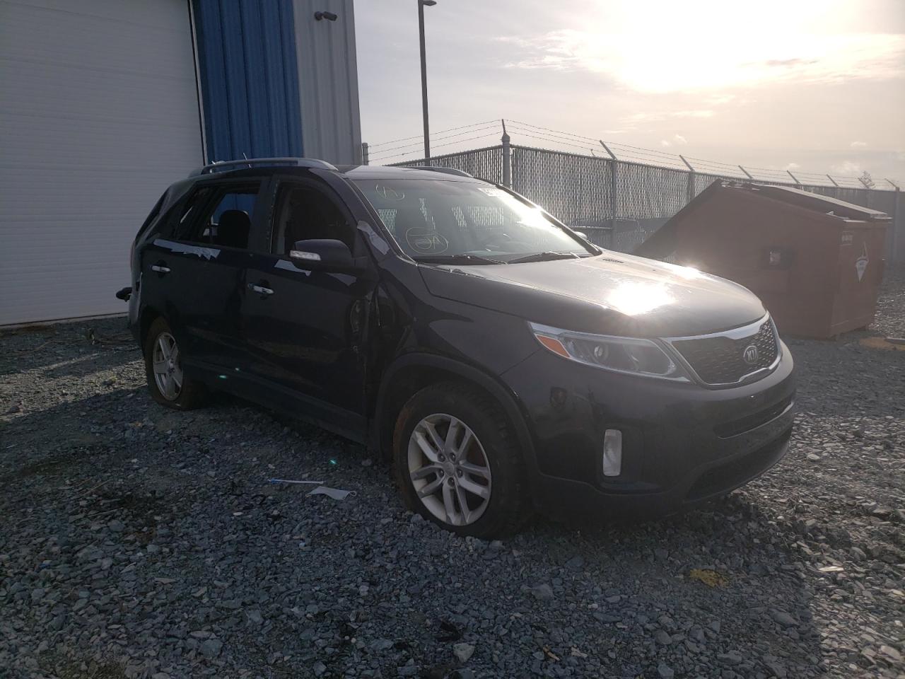 Photo 9 from auction – 2014 KIA SORENTO LX with VIN 5XYKT3A69EG459016