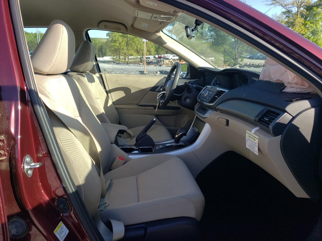 Photo 5 from auction – 2015 HONDA ACCORD LX with VIN 1HGCR2F36FA201017