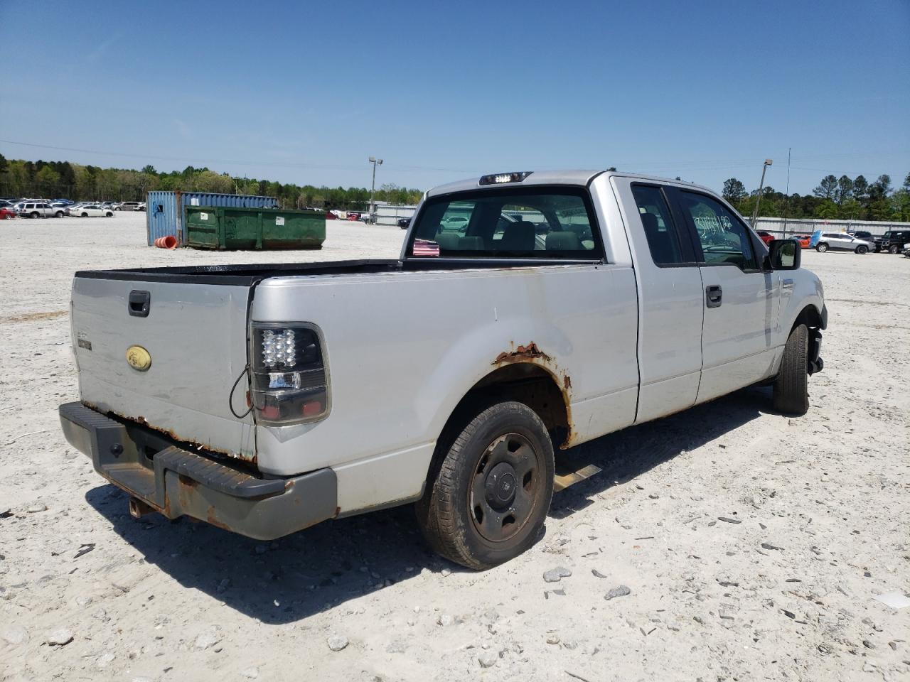 Photo 4 from auction – 2006 FORD F150 with VIN 1FTRX12W66NA81267