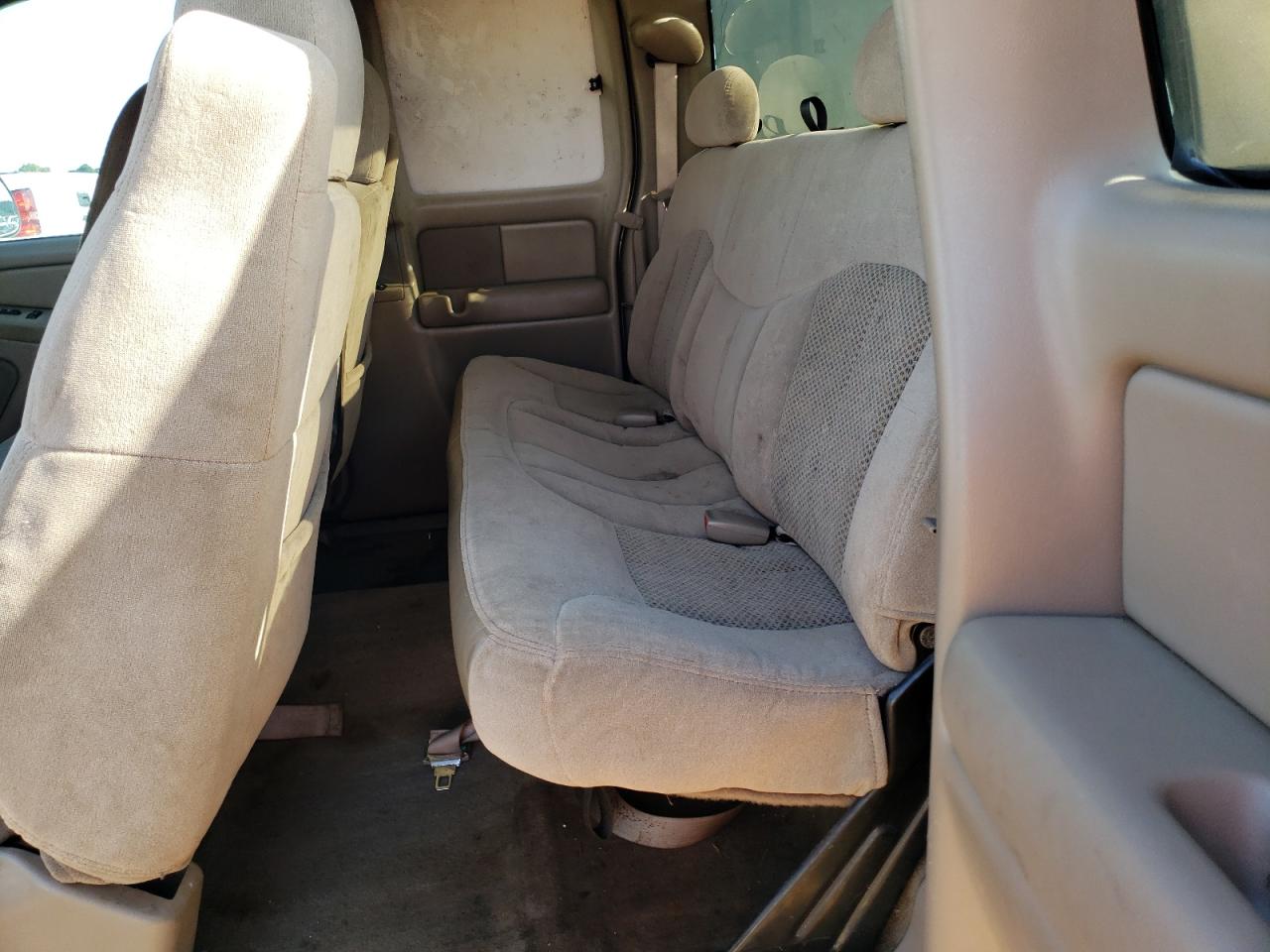 Photo 6 from auction – 2001 CHEVROLET SILVERADO with VIN 2GCEC19W111363973