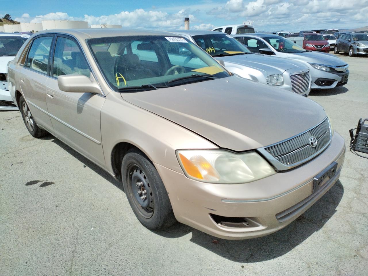 TOYOTA AVALON 2002 with VIN 4T1BF28B42U248090 - Photo from auction