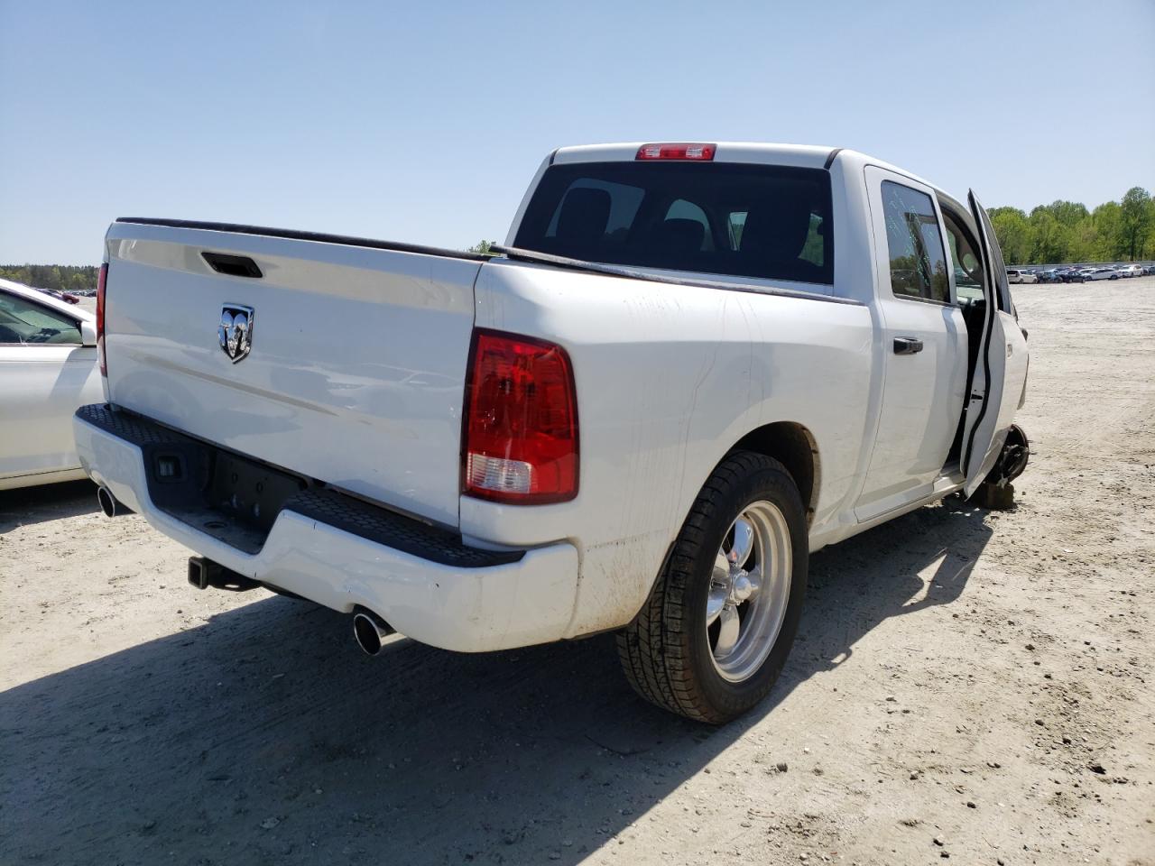 Photo 4 from auction – 2014 RAM 1500 ST with VIN 3C6RR6KT0EG303782