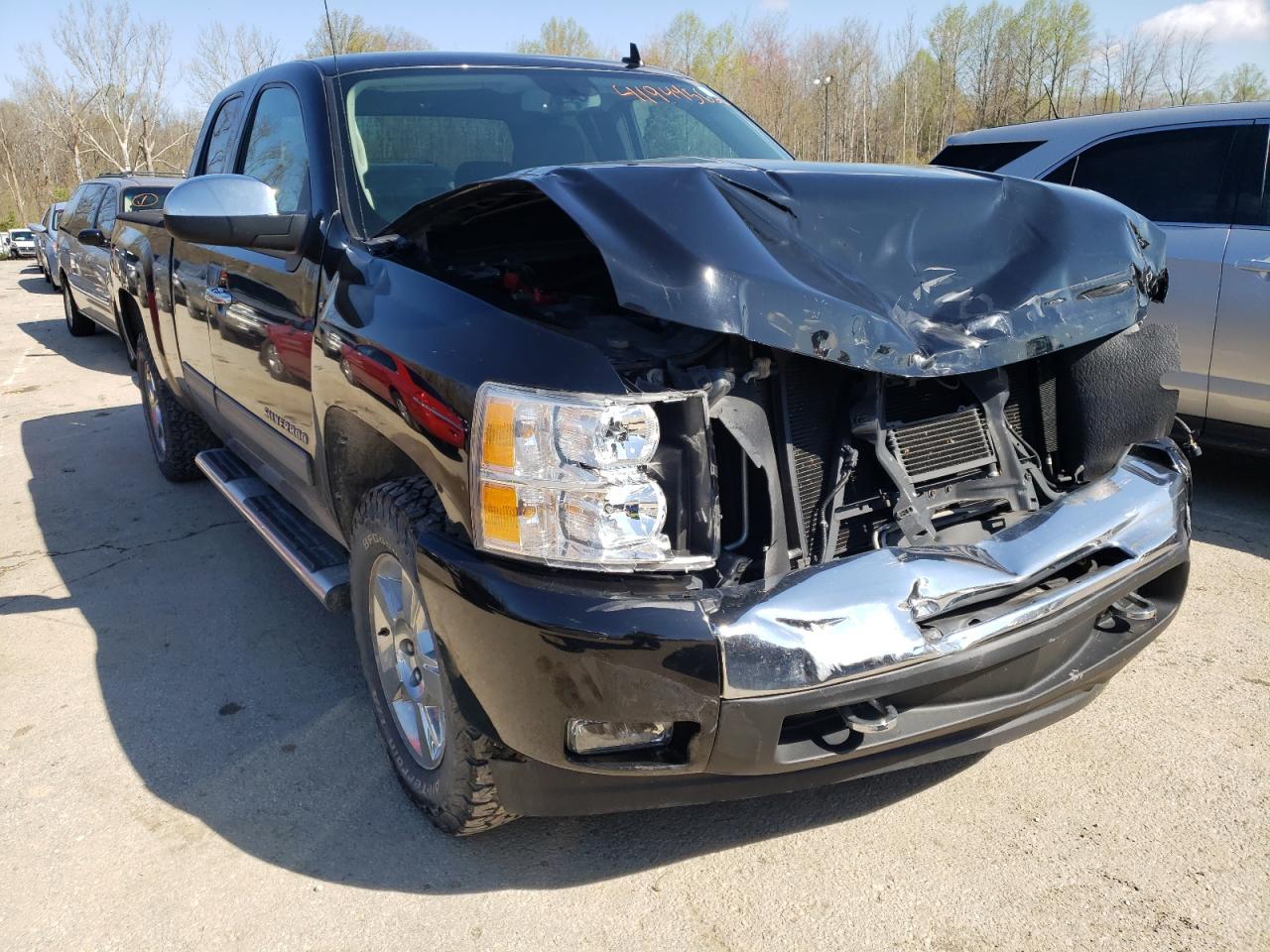 CHEVROLET 1500 2011 with VIN 1GCRKSE31BZ363471 - Photo from auction