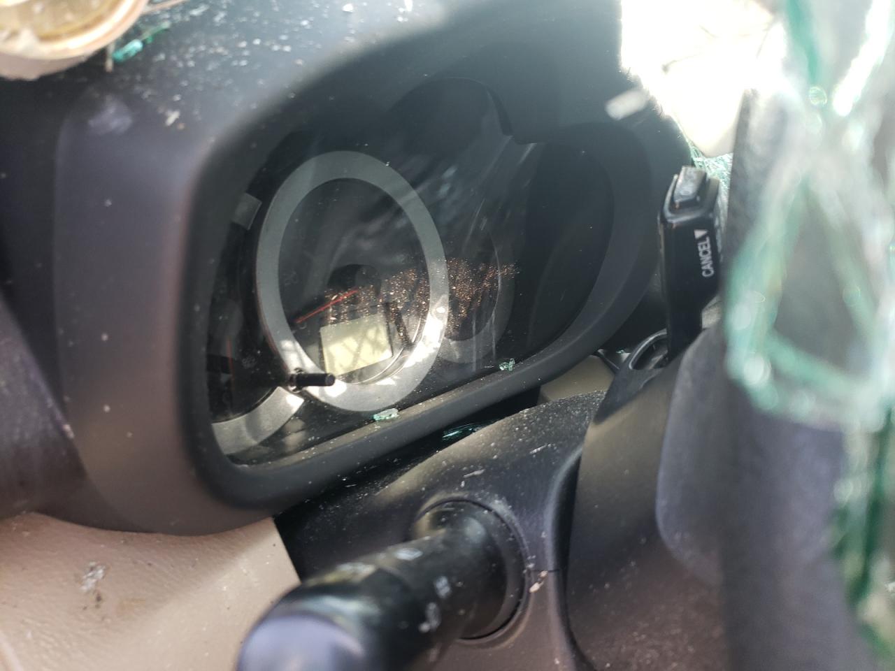 Photo 8 from auction – 2010 TOYOTA RAV4 with VIN JTMZF4DV7A5023749