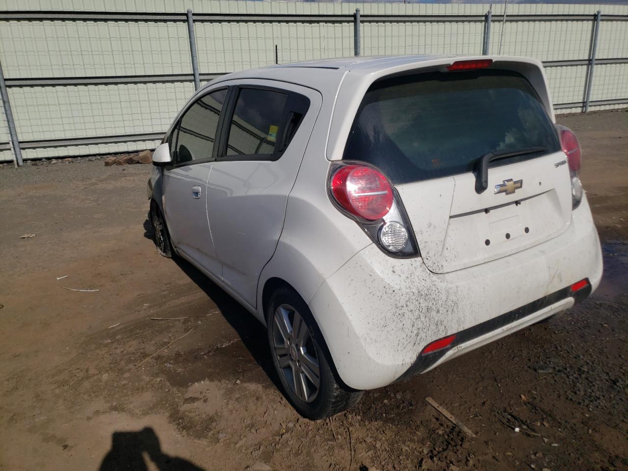 Photo 3 from auction – 2014 CHEVROLET SPARK 1LT with VIN KL8CD6S93EC553952