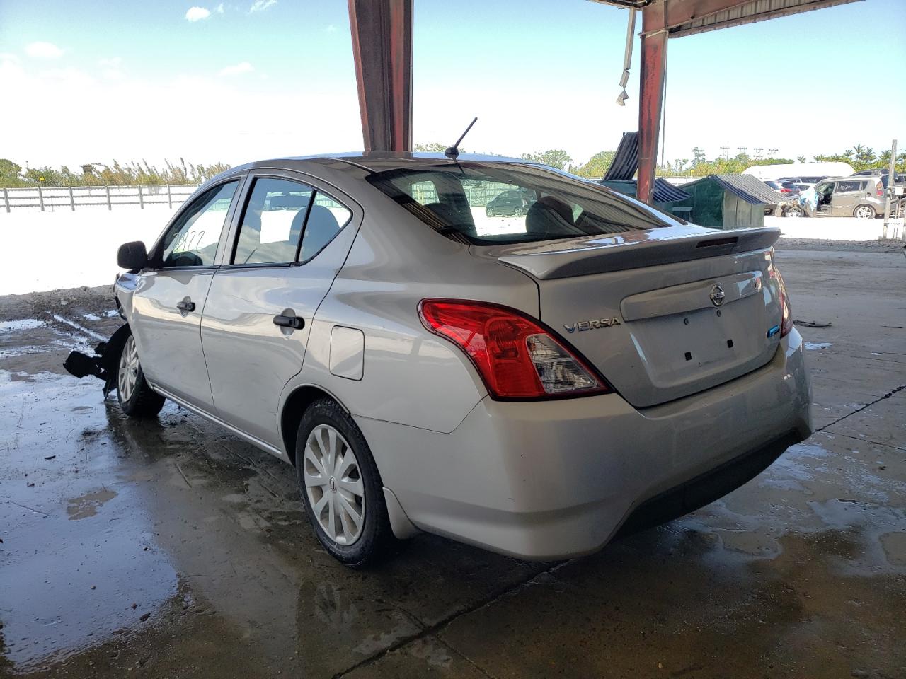 Photo 3 from auction – 2015 NISSAN VERSA S with VIN 3N1CN7AP5FL885992