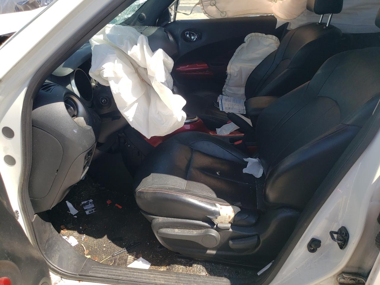 Photo 5 from auction – 2014 NISSAN JUKE S with VIN JN8AF5MR6ET351143