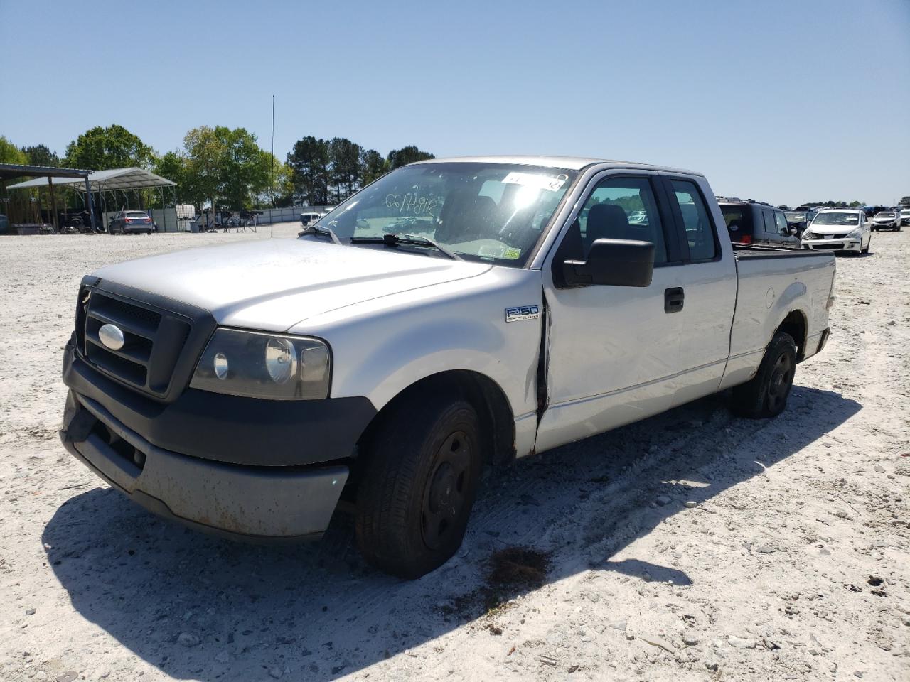 Photo 2 from auction – 2006 FORD F150 with VIN 1FTRX12W66NA81267