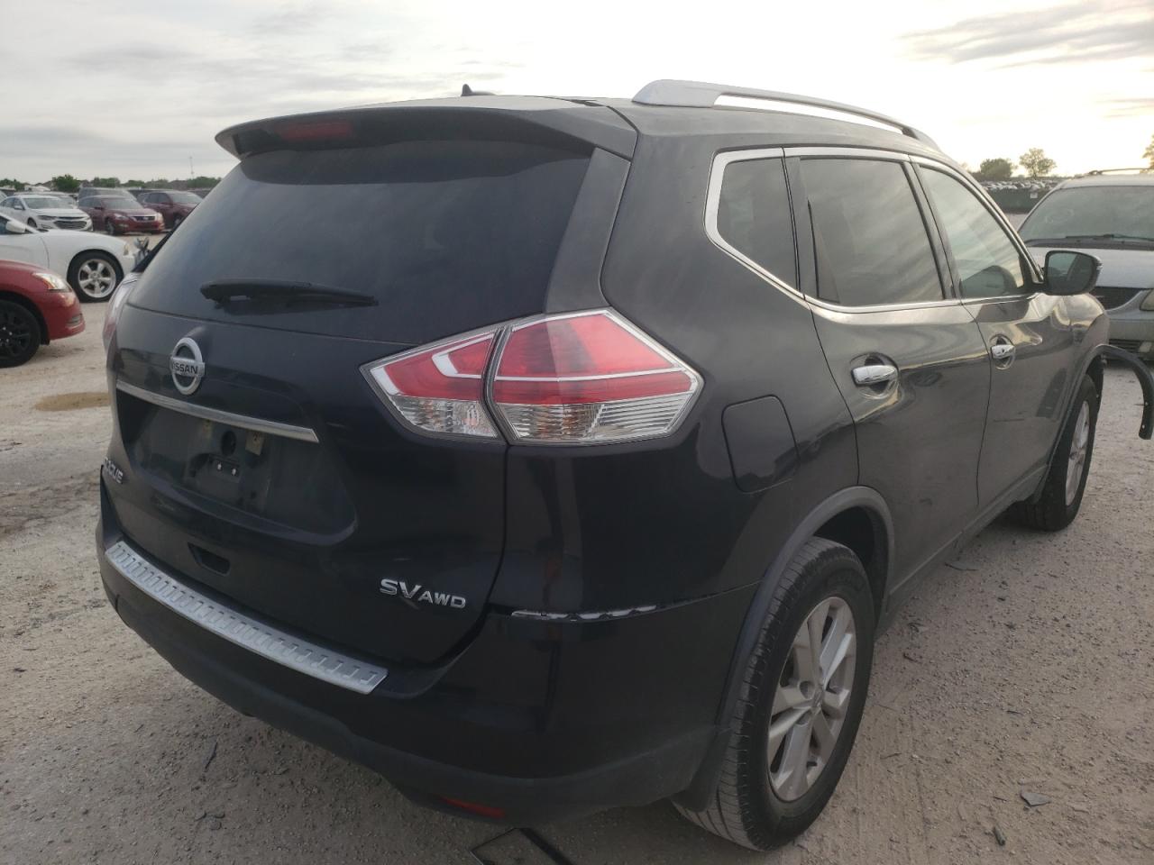 Photo 4 from auction – 2016 NISSAN ROGUE S with VIN KNMAT2MV6GP667315