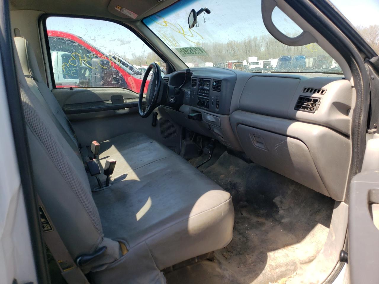 Photo 5 from auction – 2001 FORD F250 SUPER with VIN 1FTNF21L91EA98684