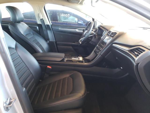 Photo 5 from auction – 2017 FORD FUSION SE with VIN 3FA6P0HD2HR310732