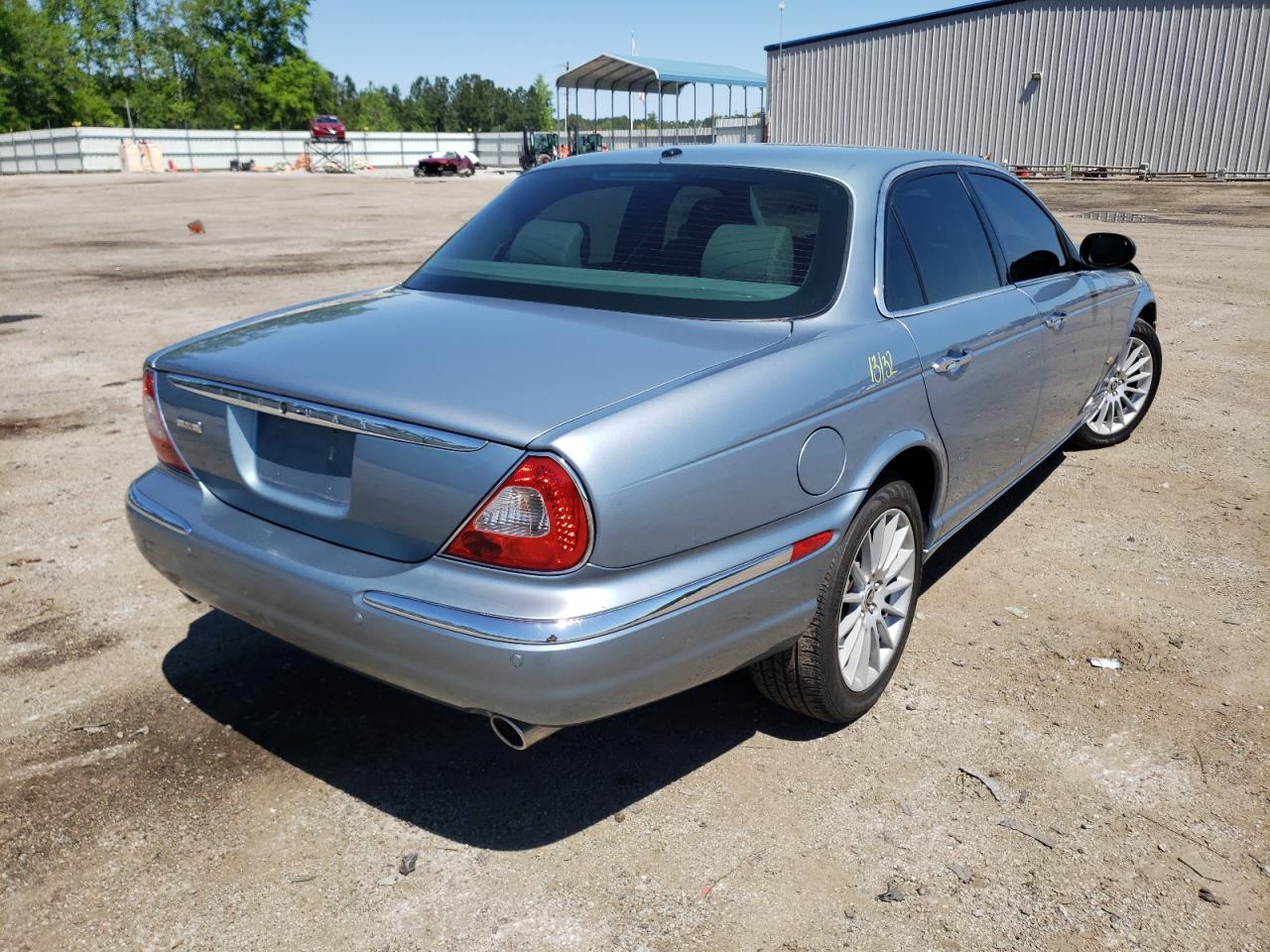Photo 4 from auction – 2006 JAGUAR XJ8 with VIN SAJWA71B26SH03388