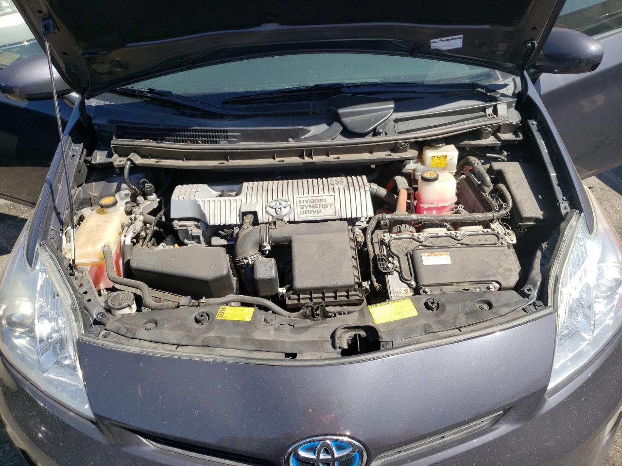 Photo 7 from auction – 2013 TOYOTA PRIUS with VIN JTDKN3DU2D1648545