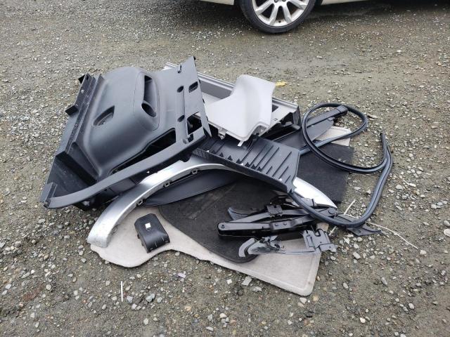 Photo 9 from auction – 2011 TOYOTA RAV4 LIMIT with VIN 2T3YF4DV0BW098833