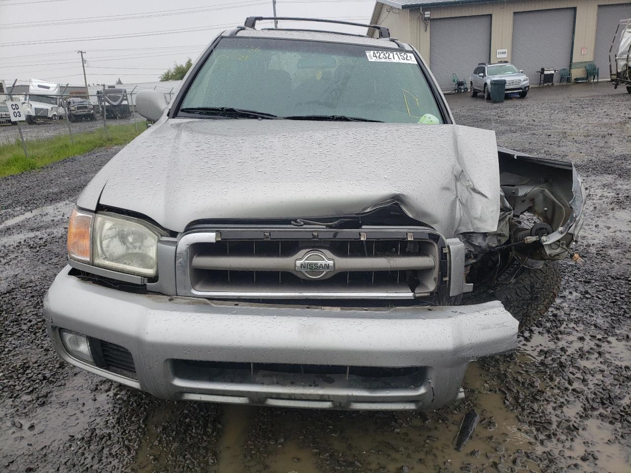 Photo 9 from auction – 2000 NISSAN PATHFINDER with VIN JN8AR07Y8YW446884