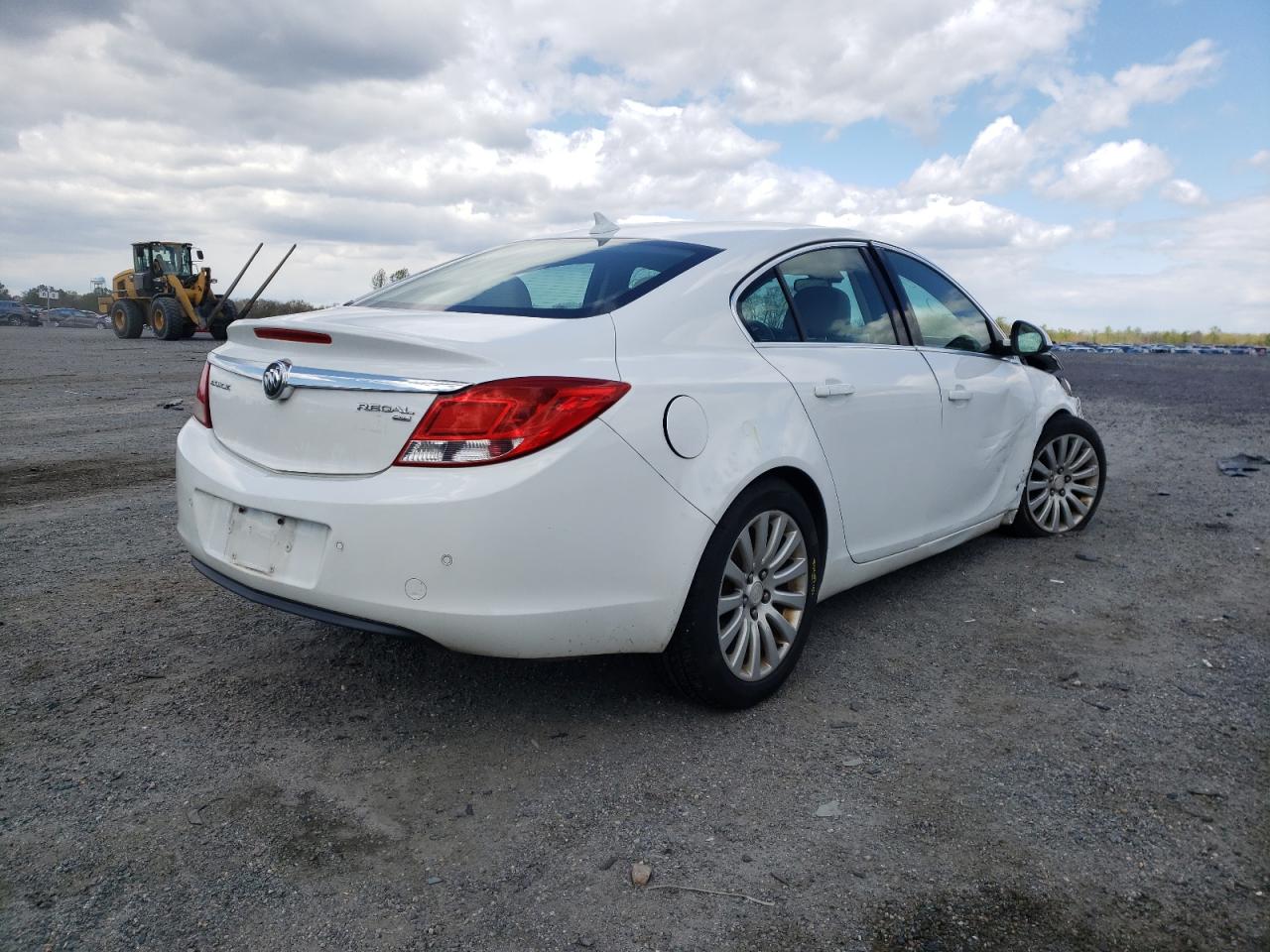 Photo 4 from auction – 2011 BUICK REGAL CXL with VIN W04GS5EC6B1071428