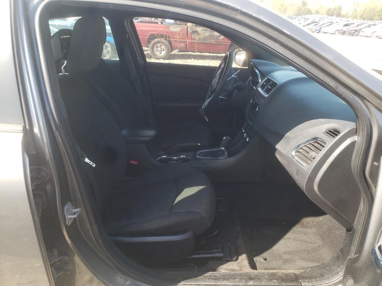 Photo 5 from auction – 2012 DODGE AVENGER SE with VIN 1C3CDZAB4CN237608