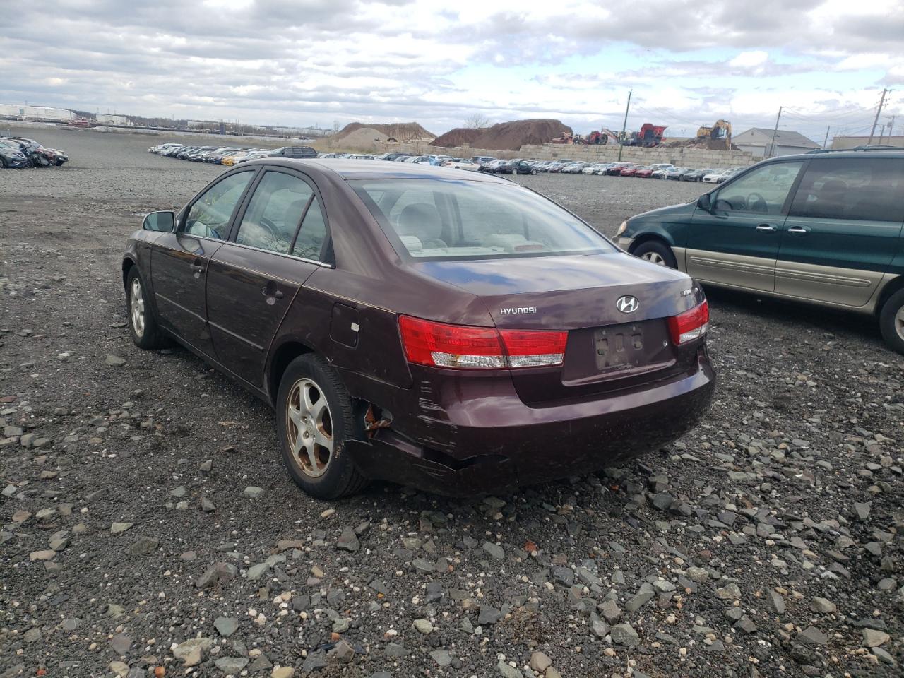 Photo 3 from auction – 2006 HYUNDAI SONATA with VIN 5NPEU46C26H129582