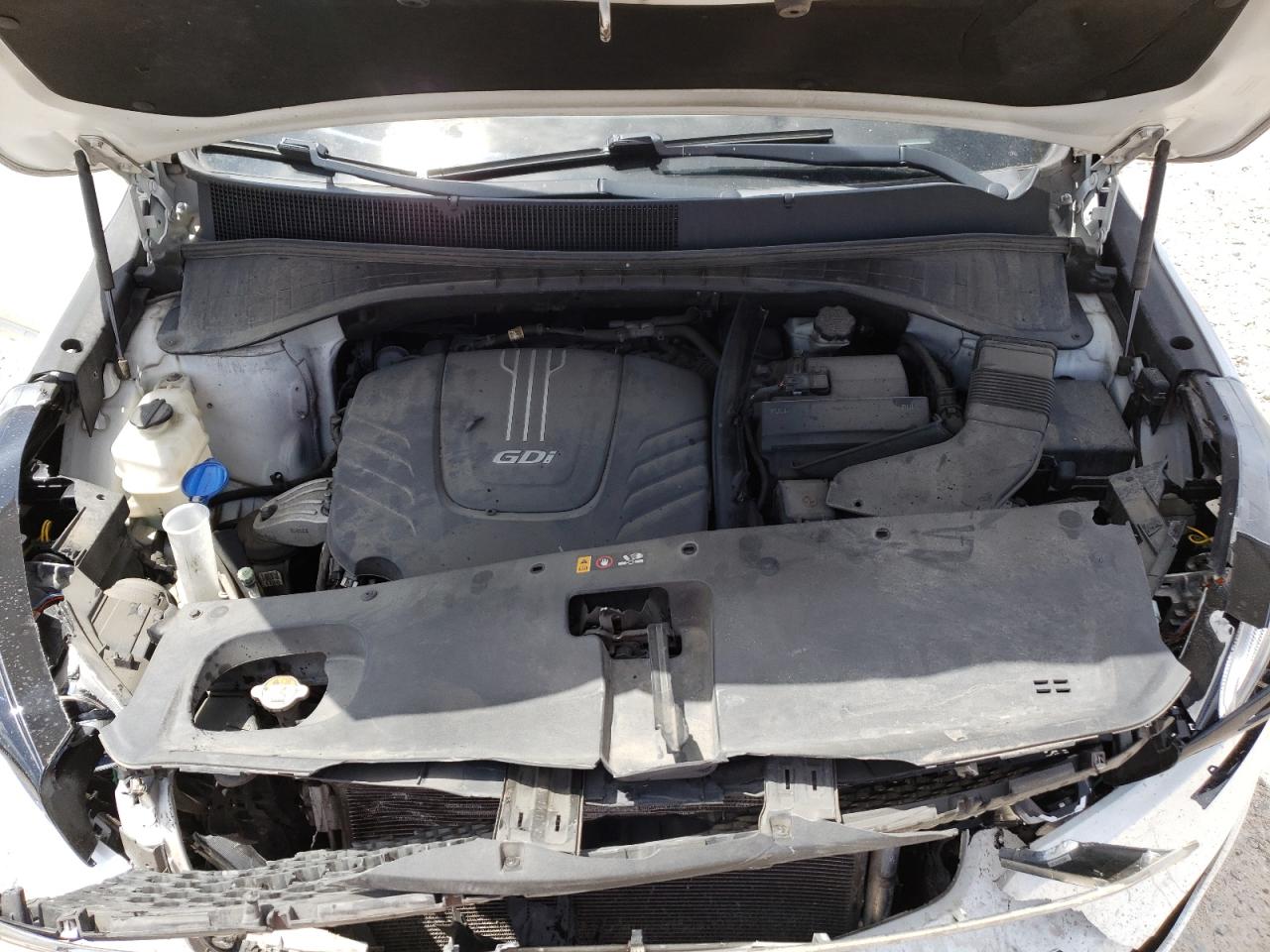 Photo 7 from auction – 2016 KIA SORENTO SX with VIN 5XYPK4A54GG107065