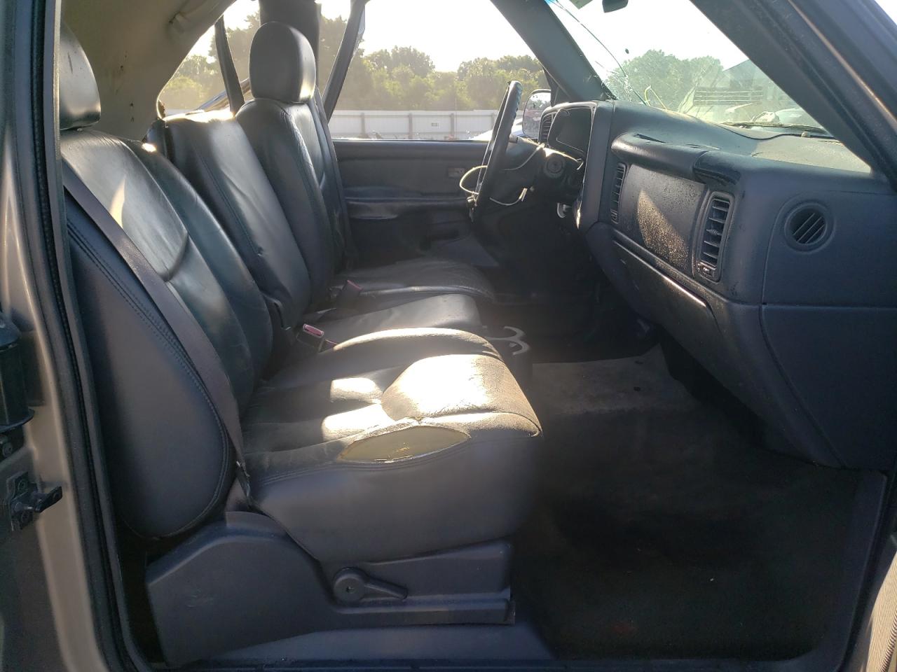 Photo 5 from auction – 2003 GMC SIERRA C25 with VIN 1GTHC29U23E345680