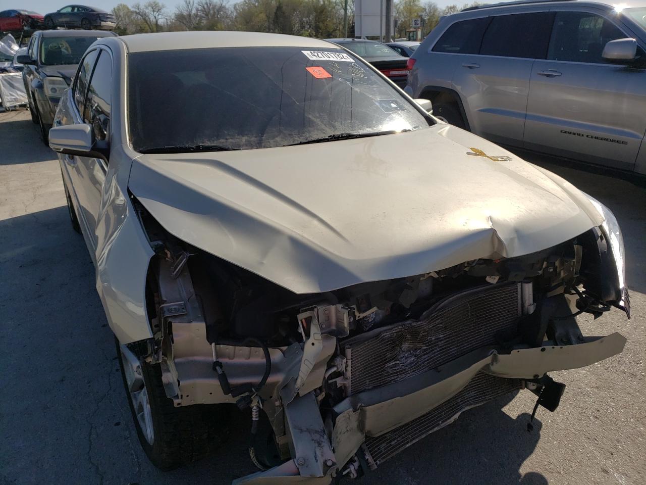 Photo 9 from auction – 2014 CHEVROLET MALIBU 1LT with VIN 1G11C5SL5EF120602