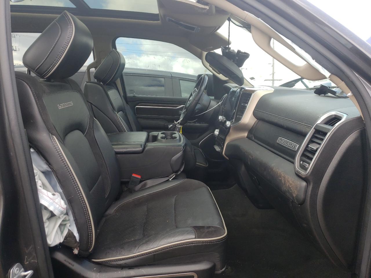 Photo 5 from auction – 2020 RAM 1500 LARAM with VIN 1C6SRFJT6LN153703