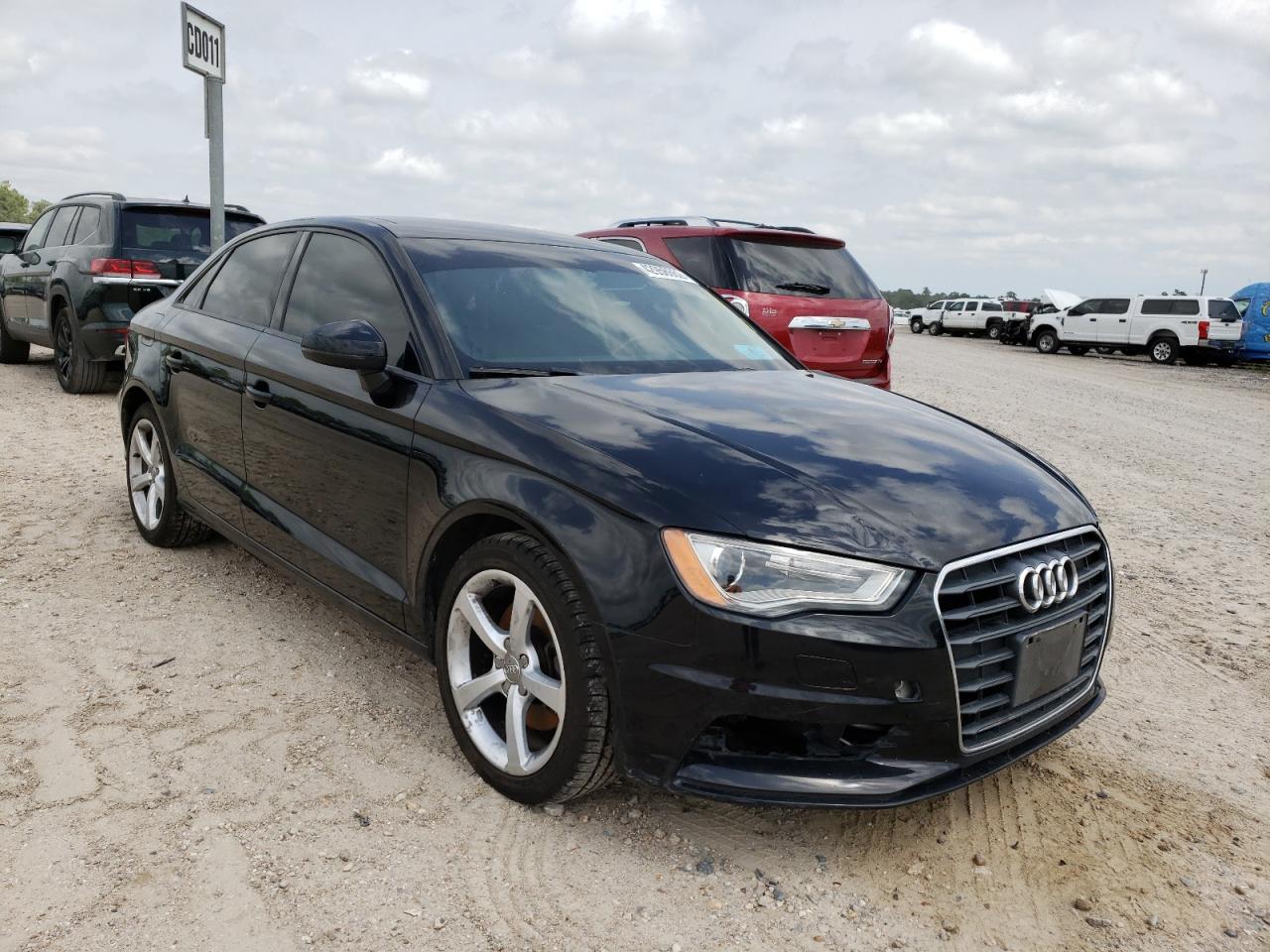 AUDI A3 PREMIUM 2015 with VIN WAUACGFF7F1002392 - Photo from auction