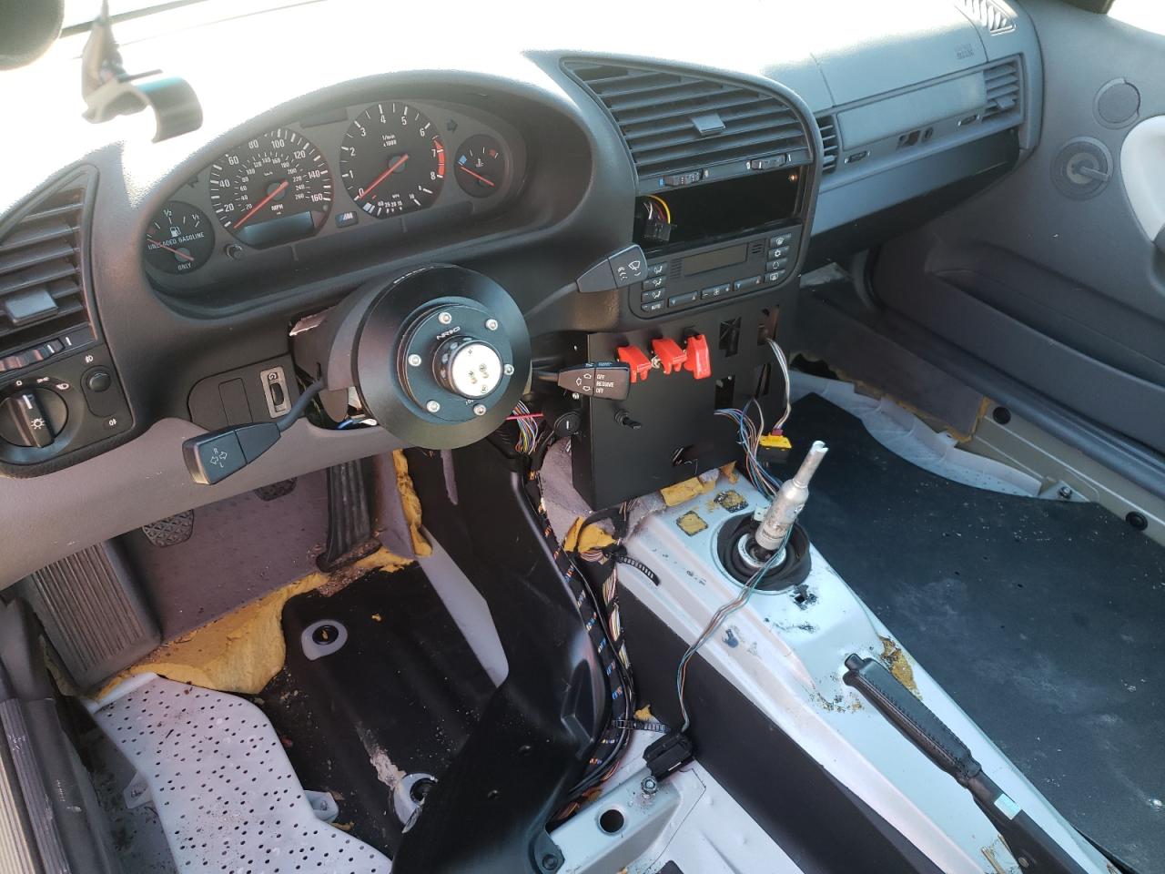 Photo 9 from auction – 1998 BMW M3 with VIN WBSCD9324WEE08205