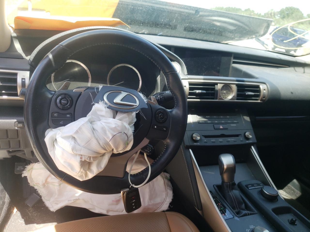 Photo 9 from auction – 2016 LEXUS IS 200T with VIN JTHBA1D24G5017757