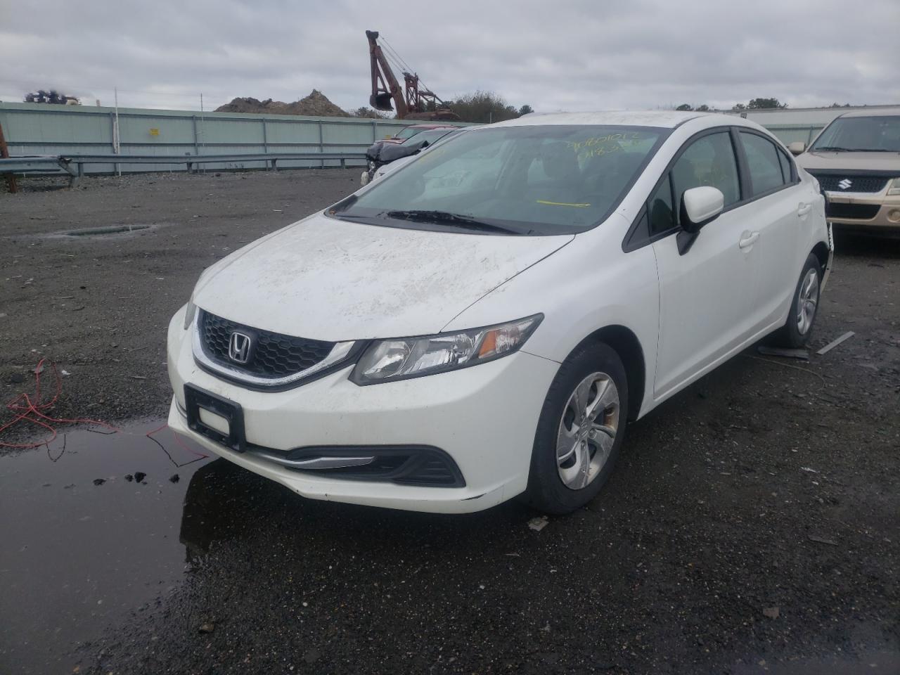 Photo 2 from auction – 2015 HONDA CIVIC LX with VIN 19XFB2F55FE018335