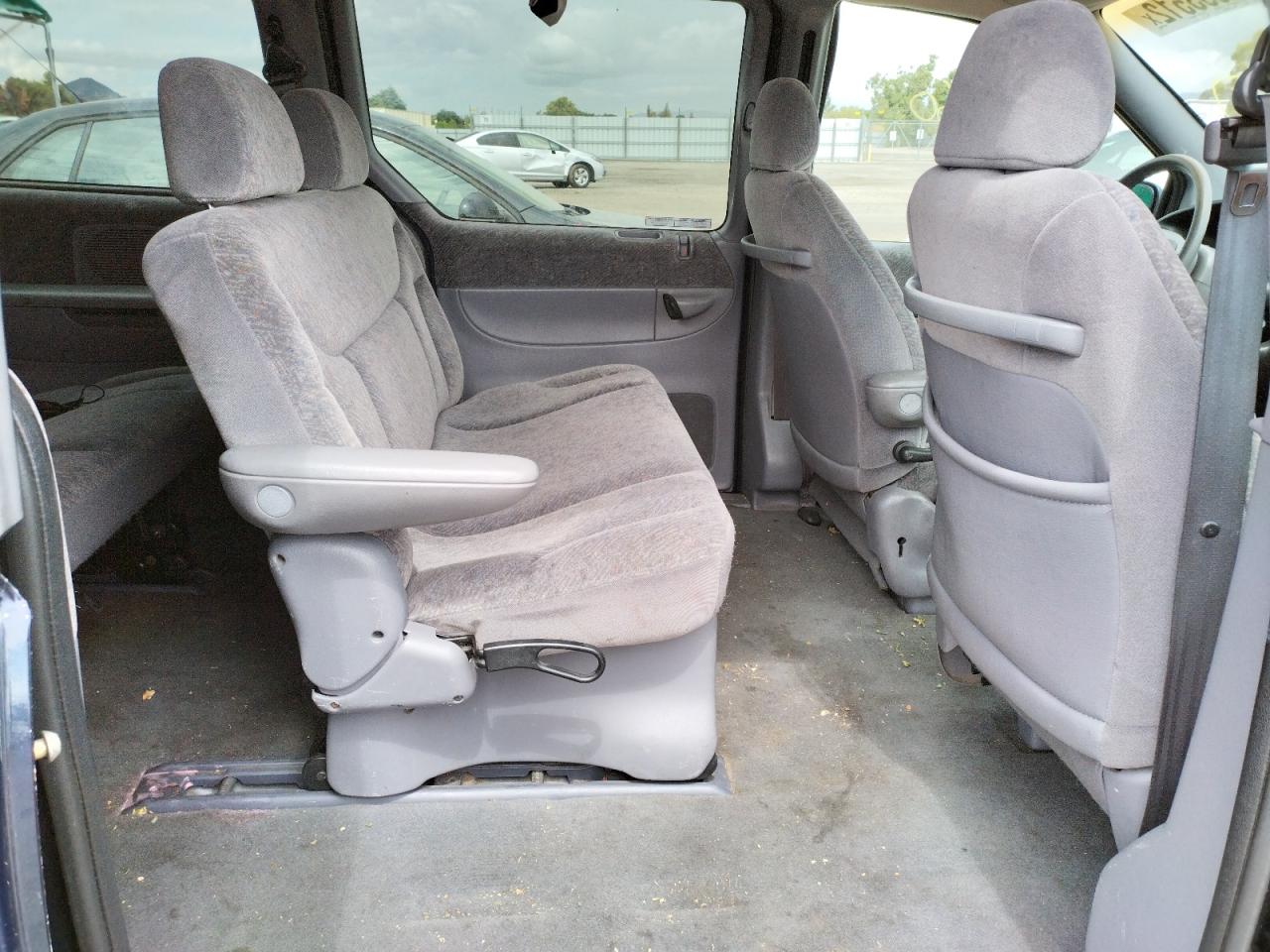 Photo 6 from auction – 1999 DODGE CARAVAN with VIN 1B4GP54R0XB626708