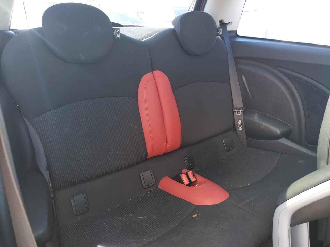 Photo 6 from auction – 2009 MINI COOPER S with VIN WMWMF73569TT97514