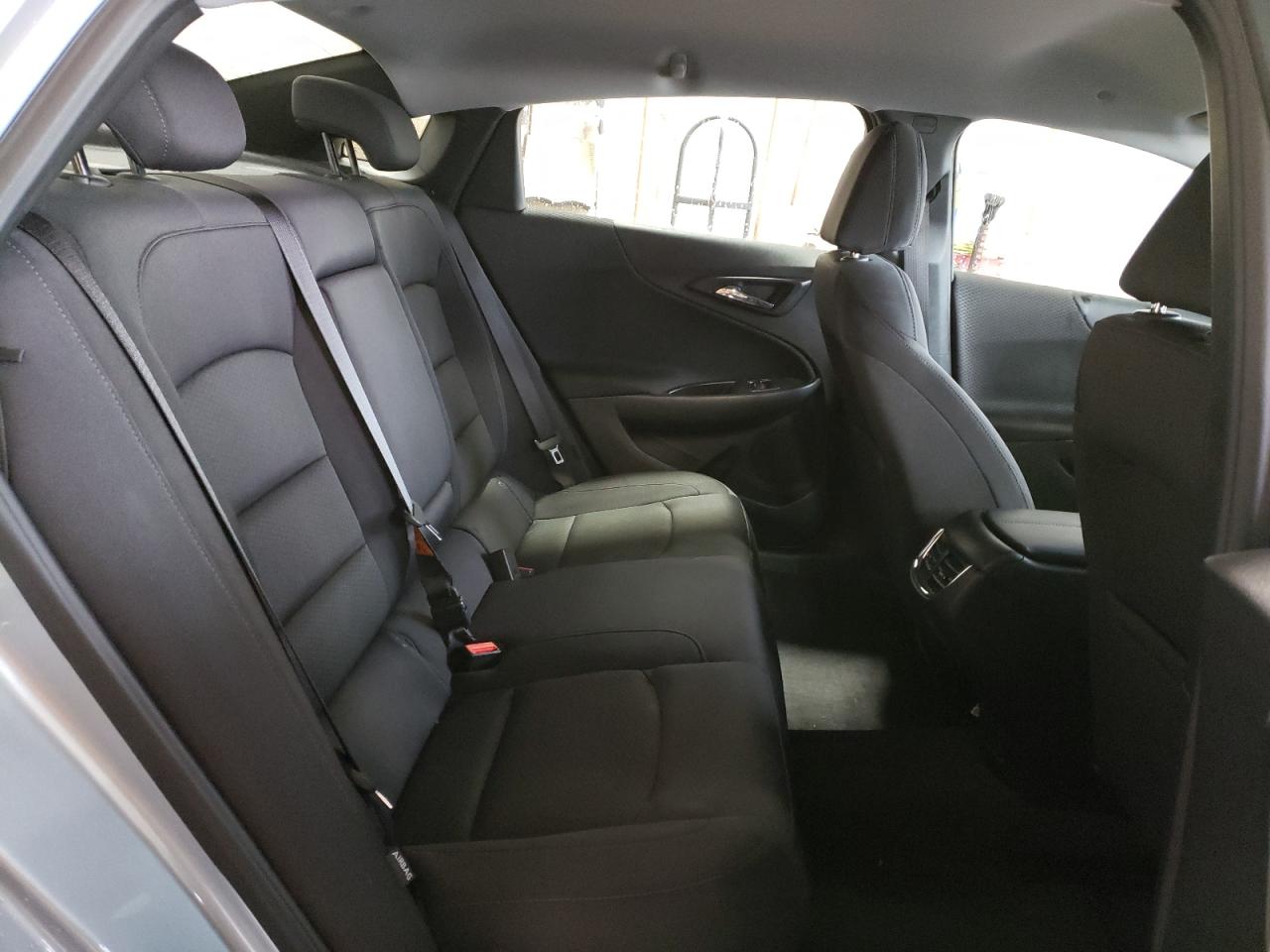 Photo 18 from auction – 2017 CHEVROLET MALIBU LT with VIN 1G1ZE5ST9HF150249