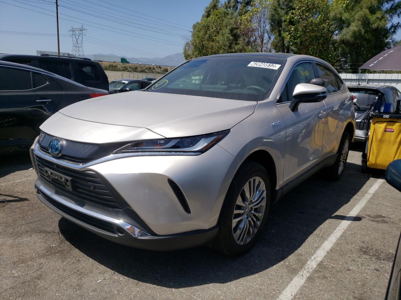 Photo 2 from auction – 2021 TOYOTA VENZA LE with VIN JTEAAAAH2MJ036277