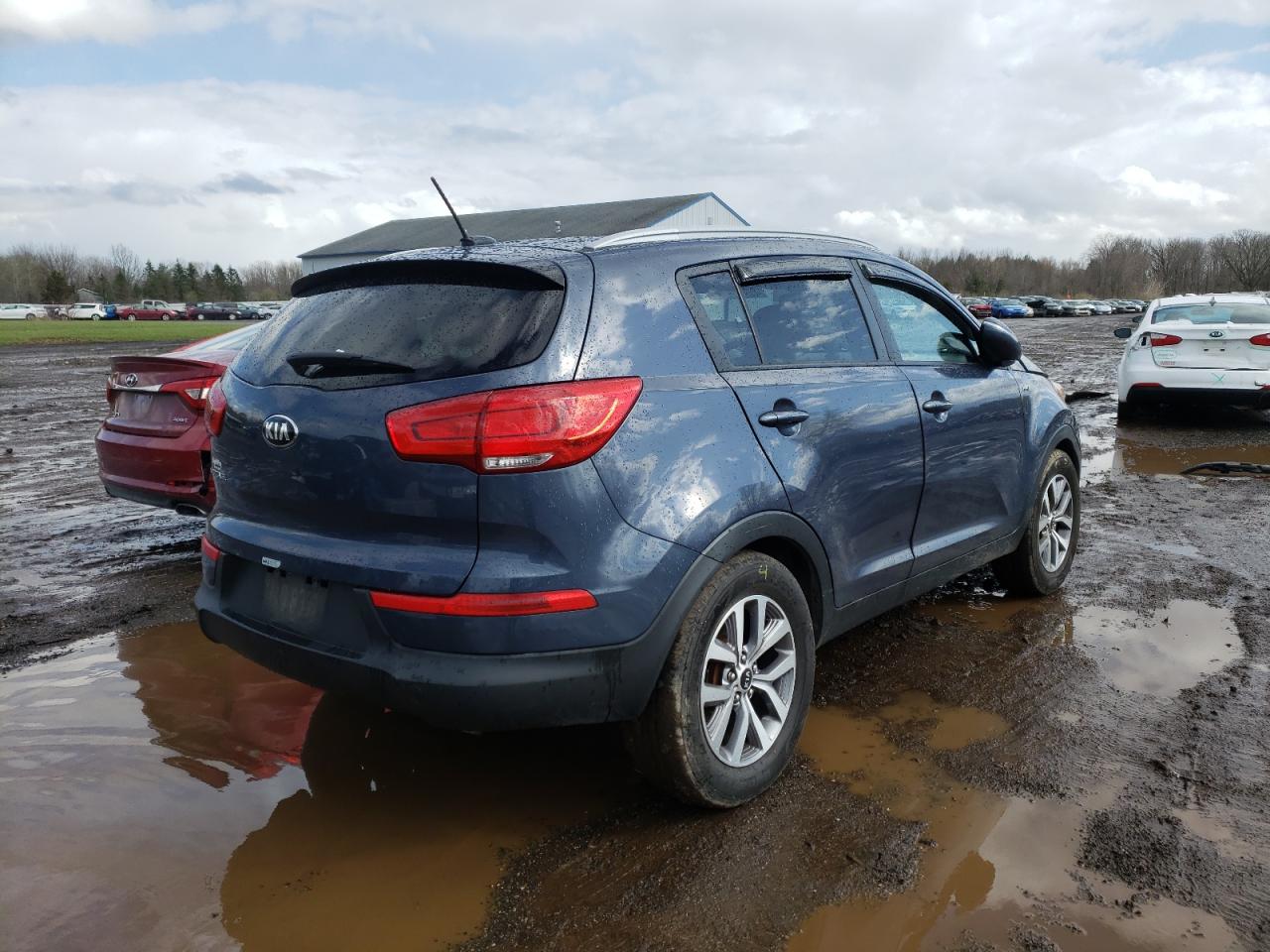 Photo 4 from auction – 2015 KIA SPORTAGE L with VIN KNDPBCAC2F7781557