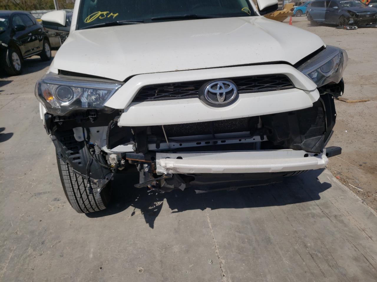 Photo 9 from auction – 2019 TOYOTA 4RUNNER SR with VIN JTEBU5JR4K5657859