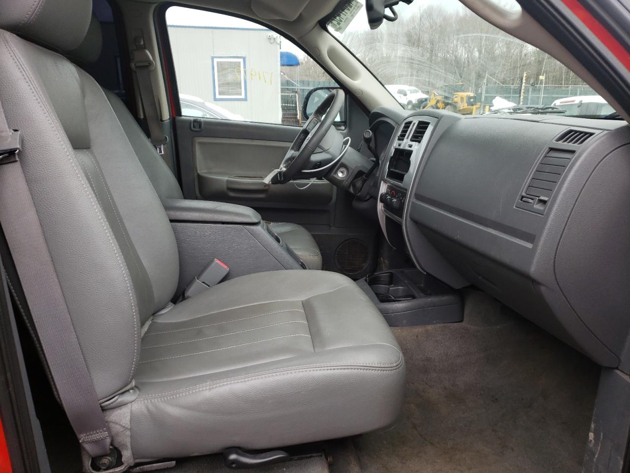 Photo 5 from auction – 2006 DODGE DAKOTA QUA with VIN 1D7HW58N96S641892