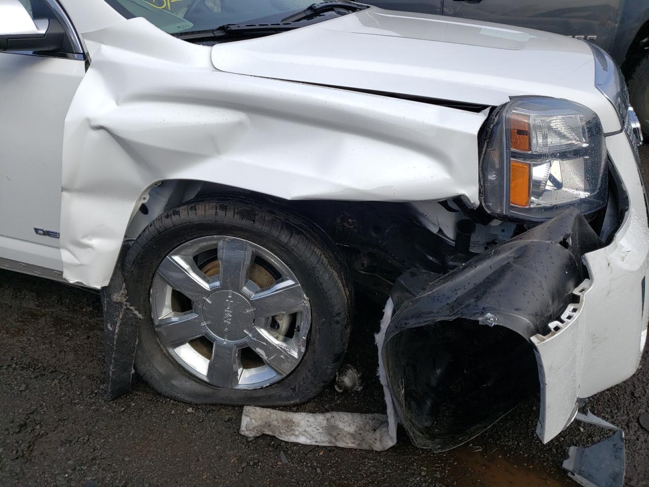 Photo 9 from auction – 2015 GMC TERRAIN DE with VIN 2GKFLZE34F6164140