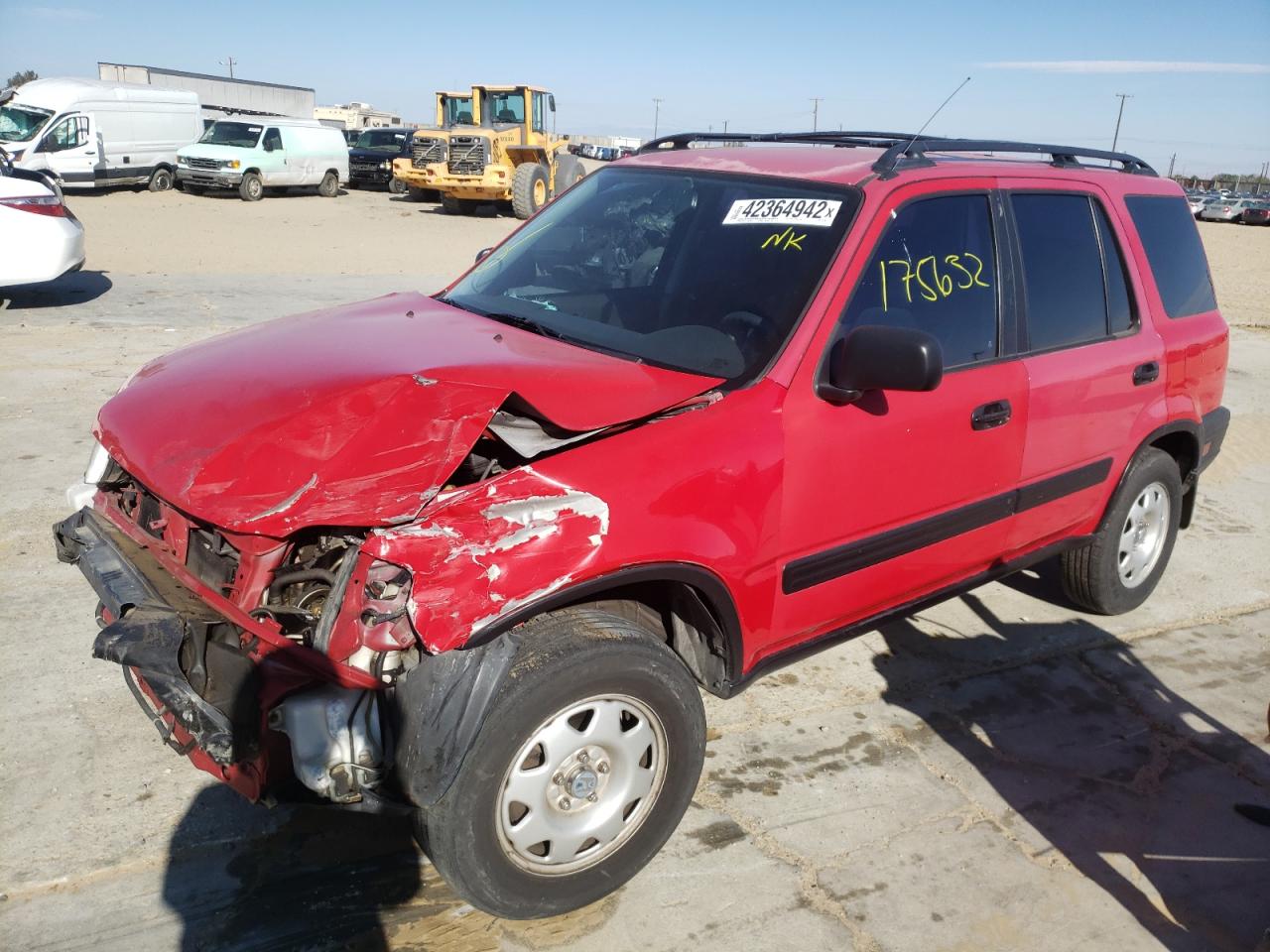 Photo 2 from auction – 2000 HONDA CR-V LX with VIN JHLRD2843YS007302