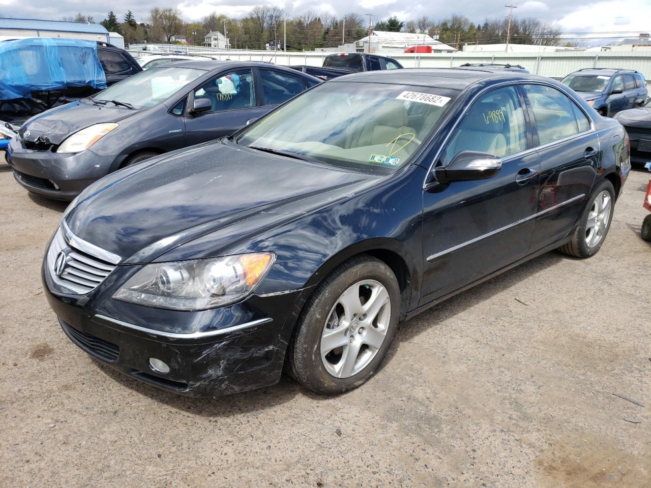 Photo 2 from auction – 2008 ACURA RL with VIN JH4KB16688C002172