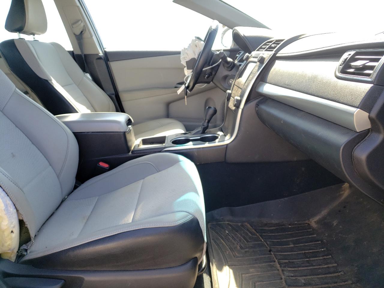 Photo 5 from auction – 2016 TOYOTA CAMRY LE with VIN 4T1BF1FK4GU129170