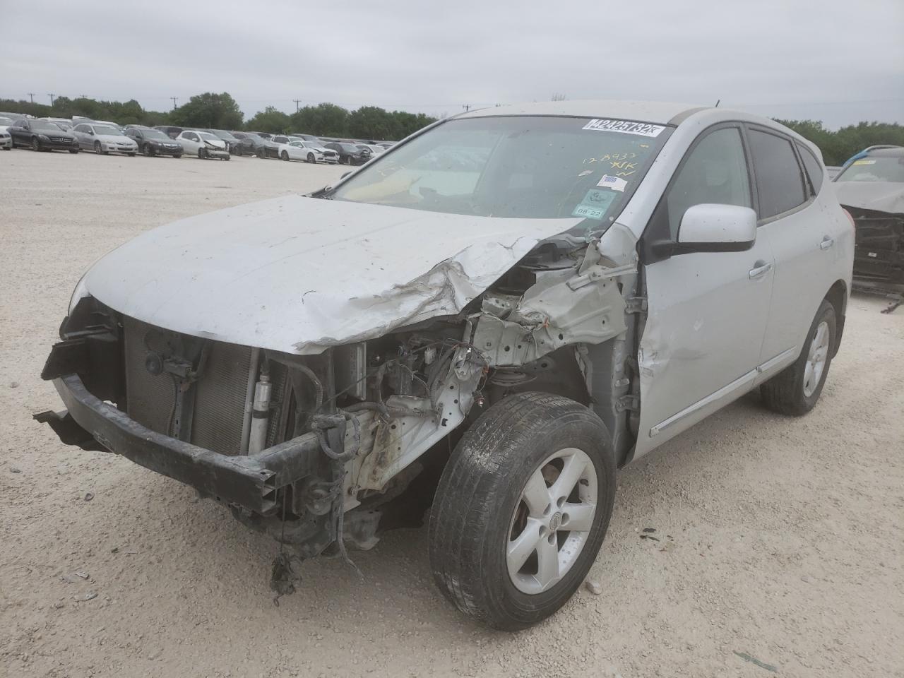 Photo 2 from auction – 2013 NISSAN ROGUE S with VIN JN8AS5MT0DW553643