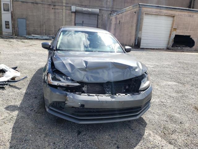 Photo 9 from auction – 2017 VOLKSWAGEN JETTA S with VIN 3VW2B7AJ4HM336887