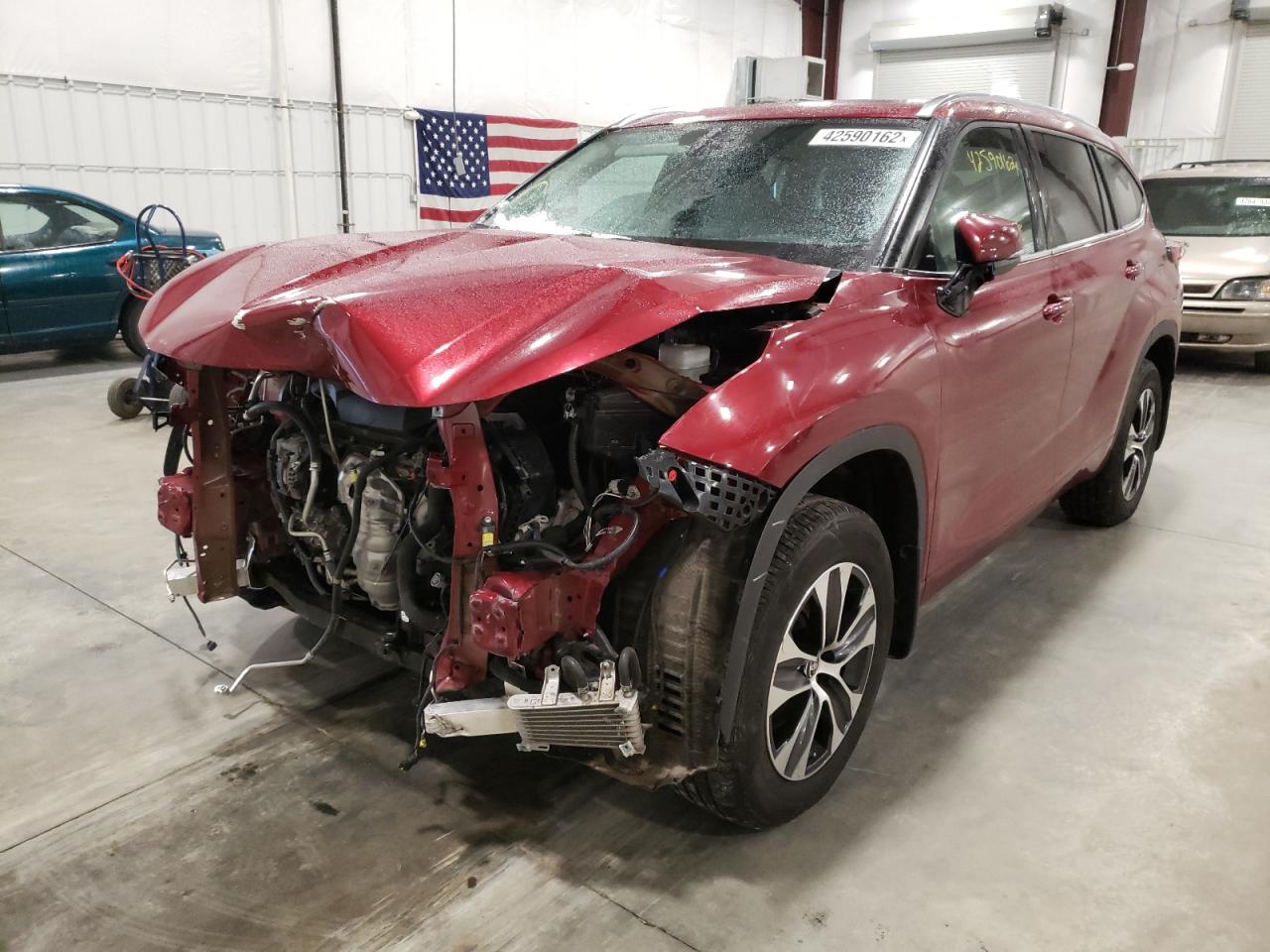 Photo 12 from auction – 2020 TOYOTA HIGHLANDER with VIN 5TDGZRBH8LS511999