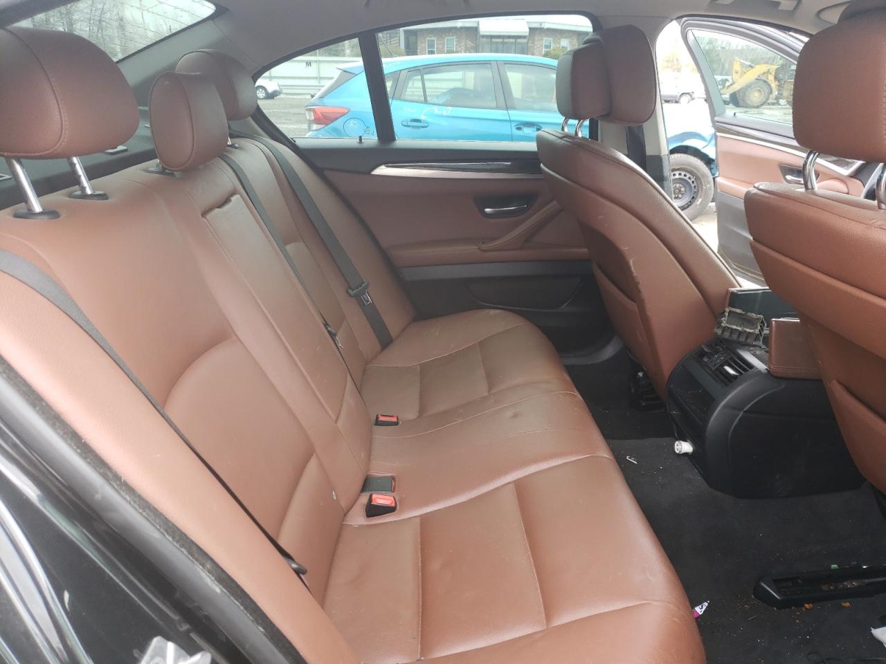 Photo 6 from auction – 2011 BMW 535 XI with VIN WBAFU7C50BC778053