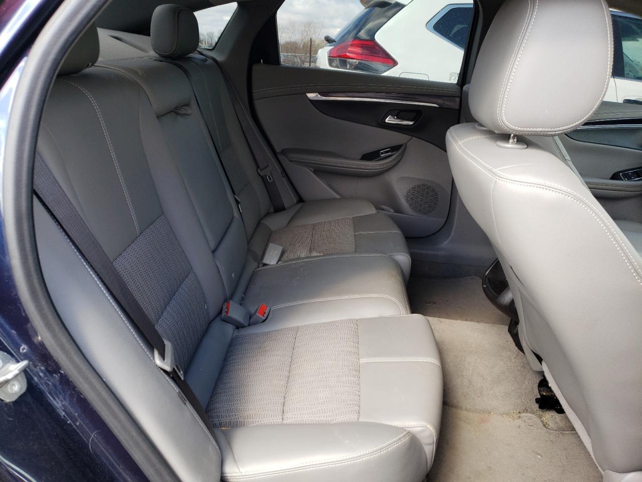 Photo 6 from auction – 2017 CHEVROLET IMPALA LT with VIN 2G1105SA0H9184793