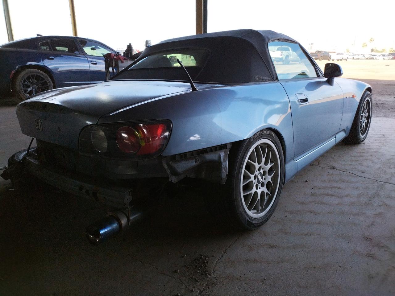 Photo 4 from auction – 2002 HONDA S2000 with VIN JHMAP11432T004101
