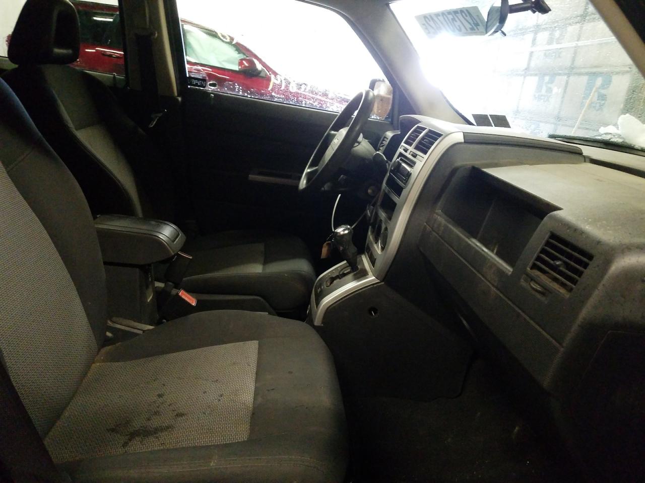 Photo 5 from auction – 2008 JEEP PATRIOT SP with VIN 1J8FF28W78D566022